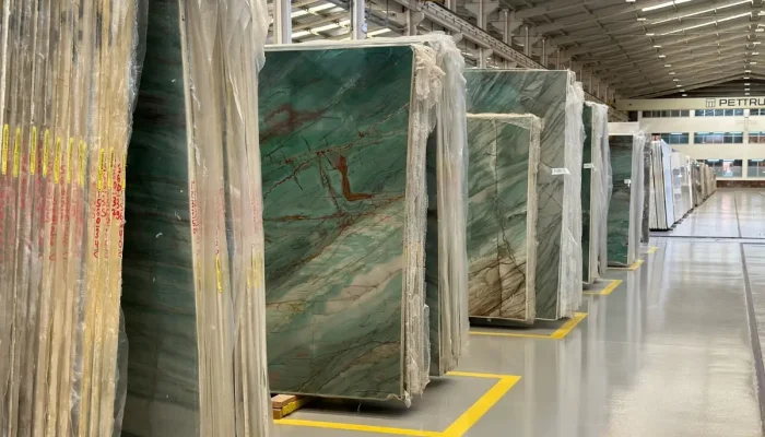Barreiras comerciais nos EUA afetam exportações de rochas brasileiras. - Foto: Divulgação/Cen...